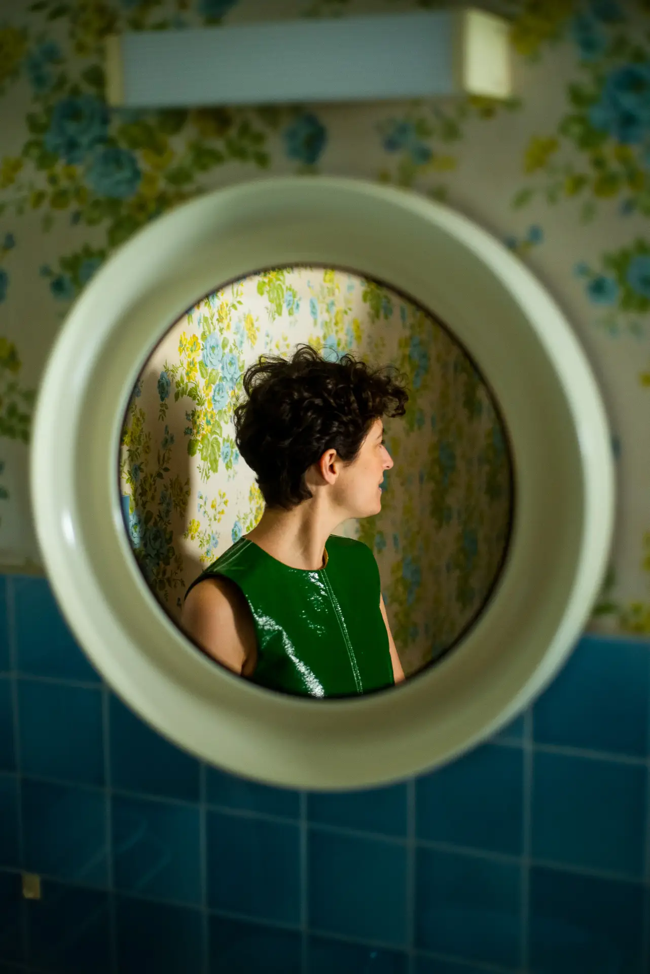 Robe en vinyle vert – modèle 1
